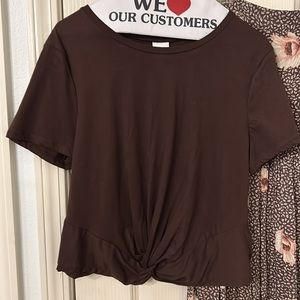 NWOT brown H&M t-shirt